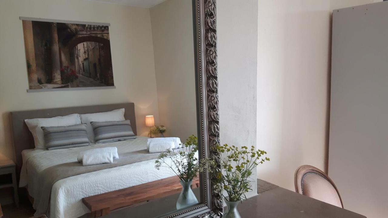 Chambres D'Hotes Des Gens Heureux แซงต์อิปปัวลิตดูฟอร์ ภายนอก รูปภาพ