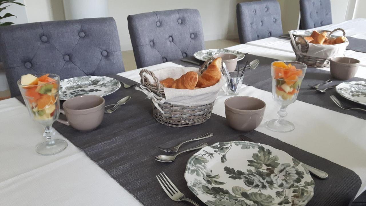 Chambres D'Hotes Des Gens Heureux แซงต์อิปปัวลิตดูฟอร์ ภายนอก รูปภาพ